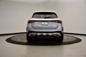 Mercedes-Benz GLC 300 4MATIC Híbrido Turbo Automático 2024 USADO EN EXCELENTES CONDICIONES, Volante a la Izquierda, R15, Cuero Oscuro, SUV - Product Image 4