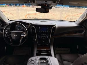 2018 USADO Ca-dill-ac Es-ca-la-de Premium Luxury 4WD - Product Image 5