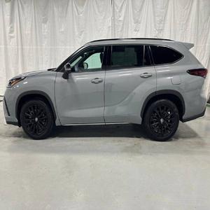 Toyota Highlander XSE 2025 EN PERFECTAS CONDICIONES - Product Image 2