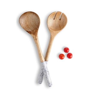 Meilleures ventes d'ustensiles de cuisine en bois de mangue Serveur à salade Cuillère de service et fourchette de service Ensembles de Serveur à salade en bois faits à la main - Product Image 1