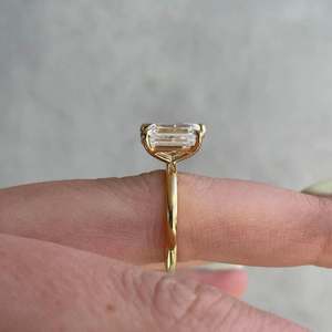 Anillo de Compromiso Toi Et Moi con Certificado IGI con Diamantes Cultivados en Laboratorio con Corte Pera en Oro Amarillo Sólido de 14/18 Quilates para Mujer - Product Image 4