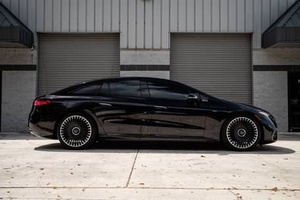 Portaequipajes Metálico Automático para Mer-se-dez-A-M-M-G E-Q-S 2022 con Asientos de Cuero, Batería de Litio y Características Premium - Product Image 4