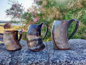 Tasse à corne à boire Viking Natural Crafts pour cosplay ou festivals - Product Image 2