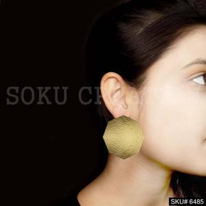 Pendientes de tuerca grandes de latón de moda chapados en oro hechos a mano, joyería cristiana con símbolo religioso para aniversarios SKU6485 - Product Image 3