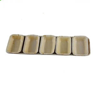 Assiettes à sushi rectangulaires en feuille de palmier écologiques Assiettes de qualité supérieure pour les restaurants et les fêtes - Product Image 6