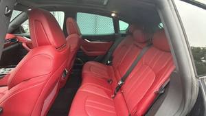 MEJOR OFERTA 2021 Ma-se-ra-ti Le-va-nte S GranSport SUV 4D TRANSMISIÓN AUTOMÁTICA - Product Image 5