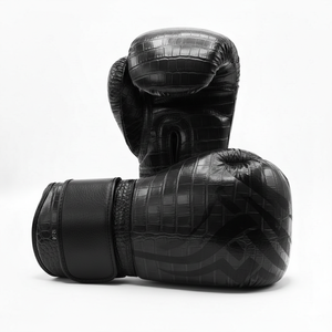 Gants de MMA en cuir de vachette et de crocodile personnalisés OEM, excellente performance, gants de boxe en cuir véritable, prix de gros pour les arts martiaux - Product Image 4