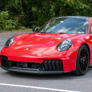 2026 911 Carrera 4 GTS Coupé 532 ch Hybride Turbo Flat-6, Transmission intégrale, Très bien équipé - Product Image 1