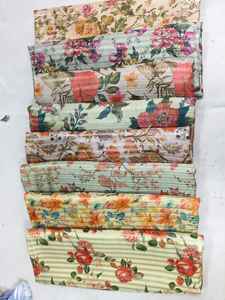 Tissus de soie de brocart sur mesure avec des impressions numériques florales idéales pour les créateurs de vêtements pour la revente - Product Image 6