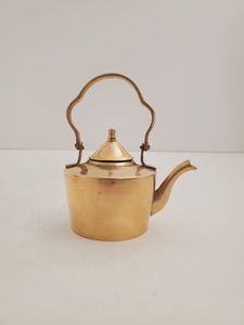 หม้อกาแฟทองเหลืองสไตล์ราชวงศ์สำหรับการนำเสนอกาแฟที่หรูหราในระหว่างการชุมนุมและการเฉลิมฉลองทางวัฒนธรรม - Product Image 5