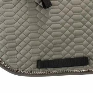 Almohadillas de sillín de salto de alta calidad de estilo de moda | Almohadilla de sillín de caballo de tela de algodón de calidad | Almohadillas de sillín de color personalizado - Product Image 3