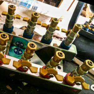 Máquina de Moldeo por Inyección de Acero Inoxidable 304 Dubey International, Garantía de 2 Años, Durabilidad Resistente a la Oxidación, 10 kg - Product Image 6