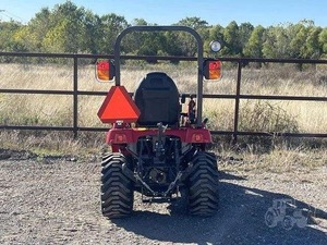 Tractor Agrícola Usado Massey Ferguson 1734E de 34HP con Tracción en las 4 Ruedas para Trabajo Agrícola - Product Image 6