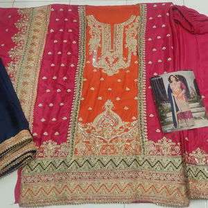 Traje Salwar Pakistaní Étnico de Viscosa de Primera Calidad en Varios Colores para Mujer - Product Image 1