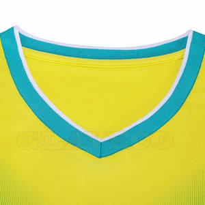 Camiseta de fútbol personalizada Material duradero Impresión por sublimación Venta caliente Ropa de fútbol - Product Image 2