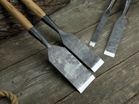 Lot de 4 Ciseaux de Charpente Tranchants en Acier Carbone Trempé Forgé à la Main, Manche en Frêne Avec Étui