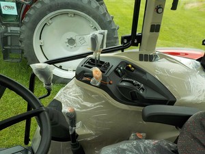 รถแทรกเตอร์ฟาร์ม Massey Ferguson 4707 ปี 2025 ใหม่เอี่ยม เครื่องยนต์ดีเซล 75 แรงม้า พร้อมระบบ Power Shuttle - Product Image 3