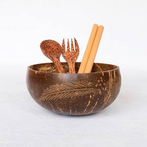 Bols en coquille de noix de coco de haute qualité, à motifs gravés à la main, articles de décoration pour la maison, provenant du Vietnam - Product Image 6