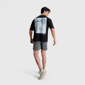 T-shirt de fitness suisse Legend (noir) en jersey léger 200 grammes avec impression sérigraphiée compressée pour l'entraînement en salle de sport - Product Image 4
