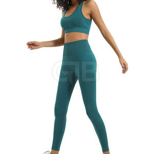 Nuevo estilo de mujer Casual entrenamiento gimnasio Fitness ropa transpirable patrón sólido conjunto de Yoga de gran tamaño con cierre de cintura elástica - Product Image 4