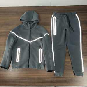 Conjunto Deportivo Personalizado de Chaqueta Cortavientos con Capucha y Pantalones Deportivos para Hombre, Estilo Urbano, Otoño, Transpirable - Product Image 5