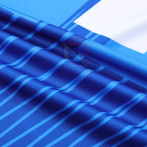 ชุดยูนิฟอร์มฟุตบอลทีมชุดเสื้อกางเกงกีฬาเสื้อพิมพ์ซับลิเมชันผ้าโพลีเอสเตอร์100% ออกแบบได้ตามต้องการ - Product Image 5