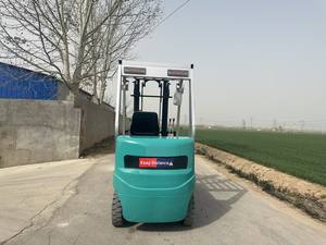 Fabricante Profesional en China de Montacargas Eléctricos Portátiles de <span class=keywords><strong>1</strong></span>, <span class=keywords><strong>2</strong></span>, 3, 3.5 y 4 Toneladas - Product Image 3