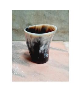 Verre de corne d'animal unique traditionnel avec gravure d'initiales personnalisées pour les acheteurs de verres de luxe à un prix abordable - Product Image 1