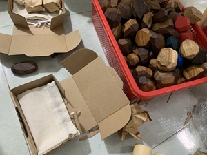 Roca de Madera Tumi Ishi, Textura de Madera Natural con Equilibrio Estable para Arreglos Decorativos y Pedidos al por Mayor - Product Image 2