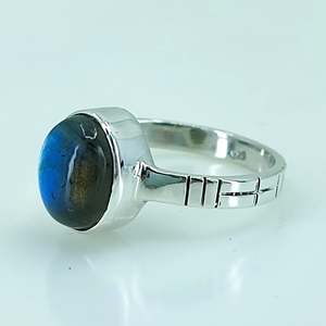 Boho Chic Labradorite Oval Ring 925 Sterling Silver Handmade Geometric November Birthstone Jewelry Perfect Gift for Her Birthday - Product Image 3