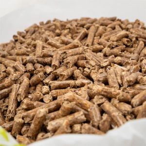 Fournisseur de granulés de bois ENplus A1 pour applications résidentielles, commerciales et en gros - Product Image 1