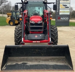MASSEY FERGUSON 4710 Tractores 100 HP a 174 HP Variantes Compare y elija su máquina agrícola perfecta - Product Image 1