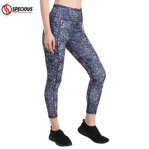 Leggings de yoga pour femmes, design personnalisé, sans couture, taille haute, couleur unie, respirant, extensible dans les quatre sens, jambes évasées, avec motif en relief - Product Image 4