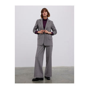 Blazers pour femmes en mélange de viscose à motifs, veste élégante au design unique - Product Image 4