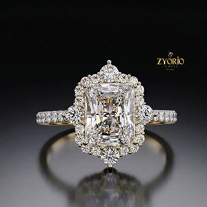 แหวนเพชรทรงเรเดียนท์คัท ทองคำ 14K ประดับเพชรแบบพาเว่ - Product Image 4