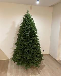 Mejores Productos a Precio Increíble: Árbol de Navidad de PVC con Efecto Nieve, Preiluminado, Delgado, Artificial, de 6 pies, con Base y Luces Blancas Cálidas - Product Image 1