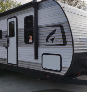 El mejor!! Remolques de Viaje Usados y Económicos Bullet Classic 2240RKWE Rvs 2025 Disponibles - Product Image 4