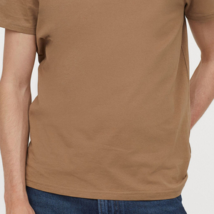 Camisetas Lisas de Algodón 100% de Alta Calidad al por Mayor para Hombre con Opciones de Logotipo, Color y Talla Personalizados - Precio Económico - Product Image 5