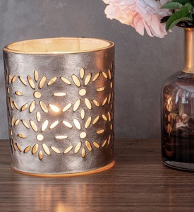 Support votif en fer à découper artistique idéal pour les centres de table de fête ou la décoration ambiante intérieure - Product Image 5