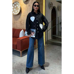 Camisa Oversize de Popelina con Bordado de Corazón y Detalle de Botones Colección 3430 - Product Image 1