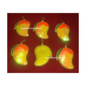 Nouvelle conception étonnante de forme de mangue de l'ornement de travail de broderie et de perle de Zari pour l'arbre de Noël et la décoration à la maison ornement suspendu - Product Image 1