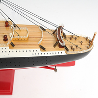 C005 - Maquette de grand bateau de croisière Queen Mary, style nautique, peinte à la main, en bois de cèdre, Vietnam