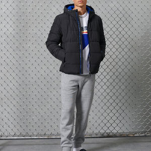 Veste matelassée en toile imperméable d'hiver de haute qualité avec logo personnalisé, col montant rembourré, pour homme avec capuche - Product Image 5