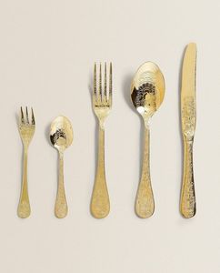 Ensemble de couverts en métal inoxydable robuste offrant une durabilité durable, un confort et une beauté pour les arrangements de table à manger - Product Image 6