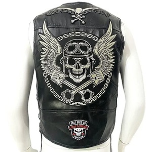 Gilet de motard en cuir véritable pour homme EDGECO - Imperméable, respirant, col en V, fermeture à un bouton - Product Image 2