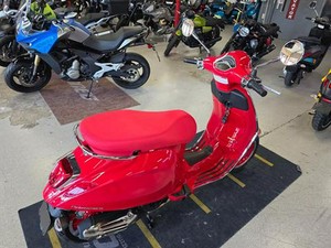 Migliore Novità 2026: <span class=keywords><strong>Vespa</strong></span> Primavera 150 Rossa - Nuovo Scooter-Ciclomotore - Product Image 1