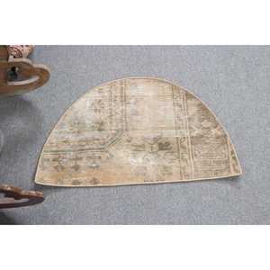 2.5x1.5 ft Round Vintage Rug, Turkish Rug, <b>Brown</b> Gray Floral <b>Wool</b> Rug - Product Image 1