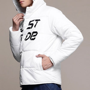 Chaqueta Acolchada con Capucha Personalizada al por Mayor, Abrigo de Invierno Grueso, Térmico, Transpirable, Impermeable y Cortavientos con Diseño de Parches - Product Image 2