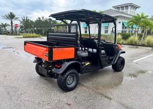 Véhicule utilitaire automatique 4x4 Kubota RTV-X1100C de qualité supérieure pour les travaux agricoles et les chantiers, certifié EPA et approuvé CEE - Product Image 6