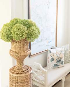 Vase à fleurs en rotin rustique avec détails faits à la main pour les chambres de style campagnard et les décorations intérieures modernes - Product Image 2